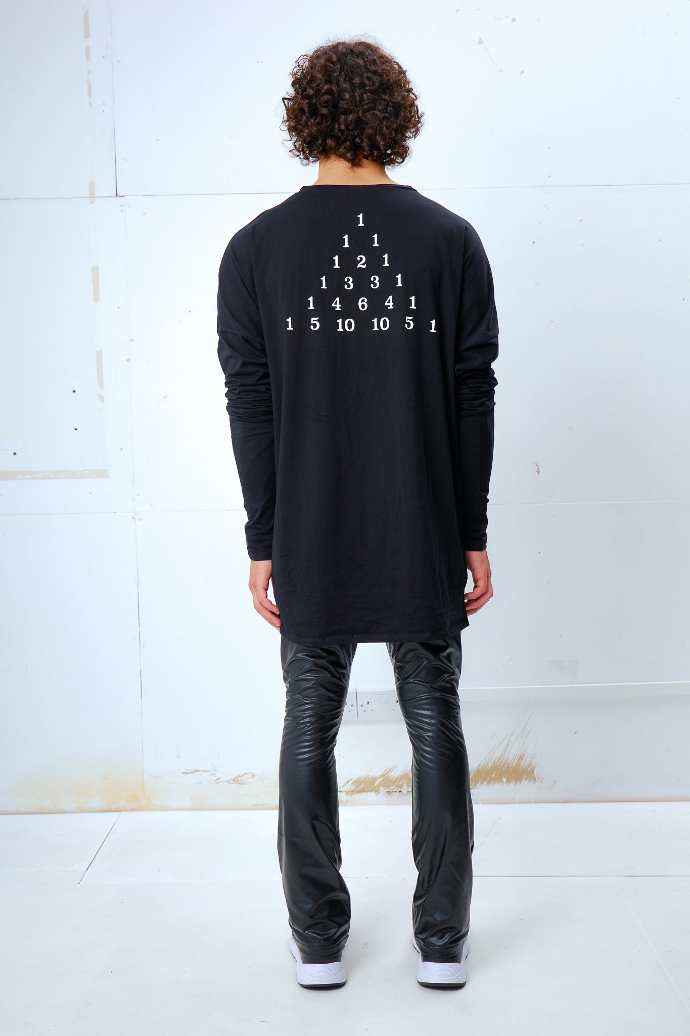 Oversized Extended Long Sleeve T Shirt